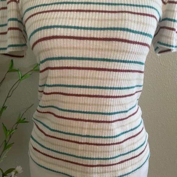 Abercrombie & Fitch Stripped Tee Crew Neck Shirt | Size S - Picture 4 of 10